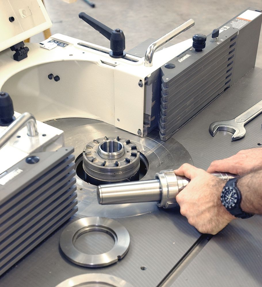 Anyone put an AIGNER fence on a PM2700 Shaper??